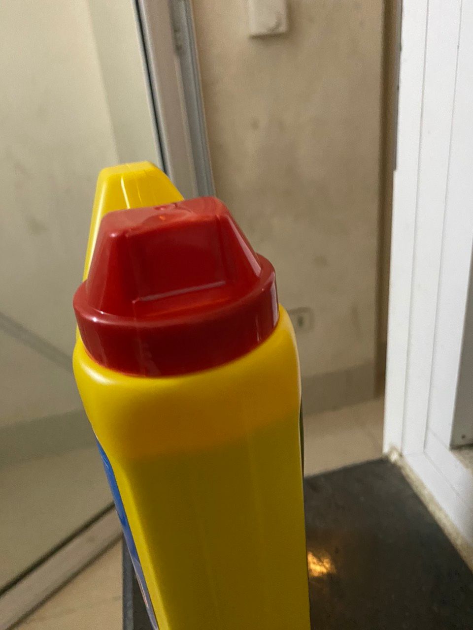 Đóng gói khá chắc chắn, giao hàng nhanh, hành chính hãng, rửa sạch và mùi dịu hơn loại đợt trước mình mua, rất.ok