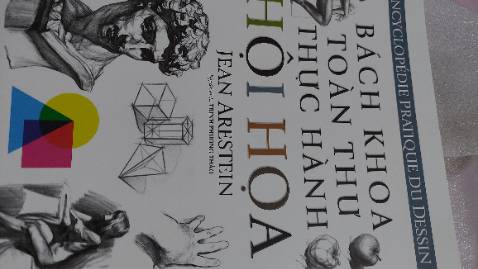 Hơi thất vọng tí vì mấy trang đầu của sách giấy bị dính lại với nhau :(((((( chất giấy thì đẹp , đóng gói ổn .