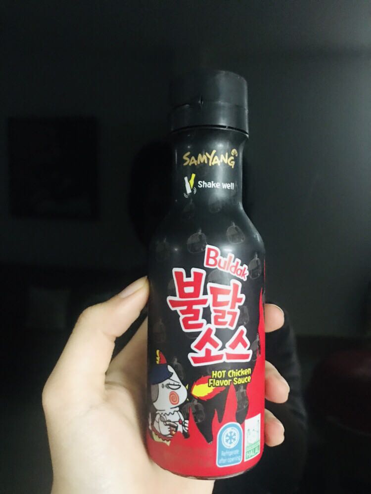 Sốt chấm rất ngon, cay và thơm. Dùng để chấm đồ nướng hay cho vào các món mì bún đều rất ổn. Cả nhà mình đều thích.
Shop gói hàng rất kỹ. Giao nhanh. Vote 5* ạ.