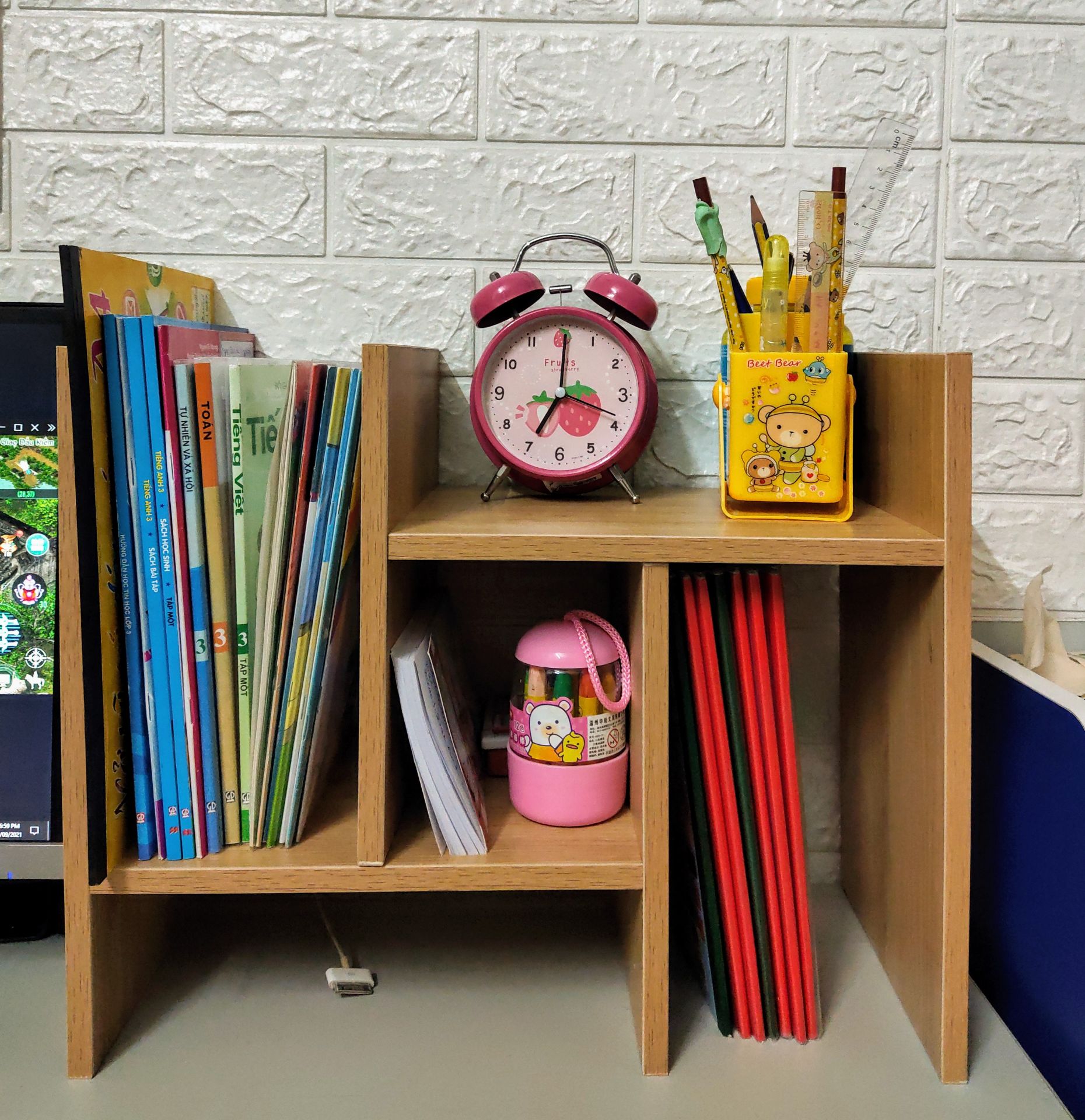 Món quà nhỏ dành cho con trai của tôi đây. Mới đặt hàng tối qua (giao hàng tiết kiệm họ bảo ship thứ 6). thế mà vù cái sáng nay đã giao rồi. Nhanh như 1 cơn gió ạ 😂🥰
Cảm ơn Tiki, cảm ơn sản phẩm của IGEA. Tôi rất hài lòng vì chất lượng lẫn cách phục vụ.