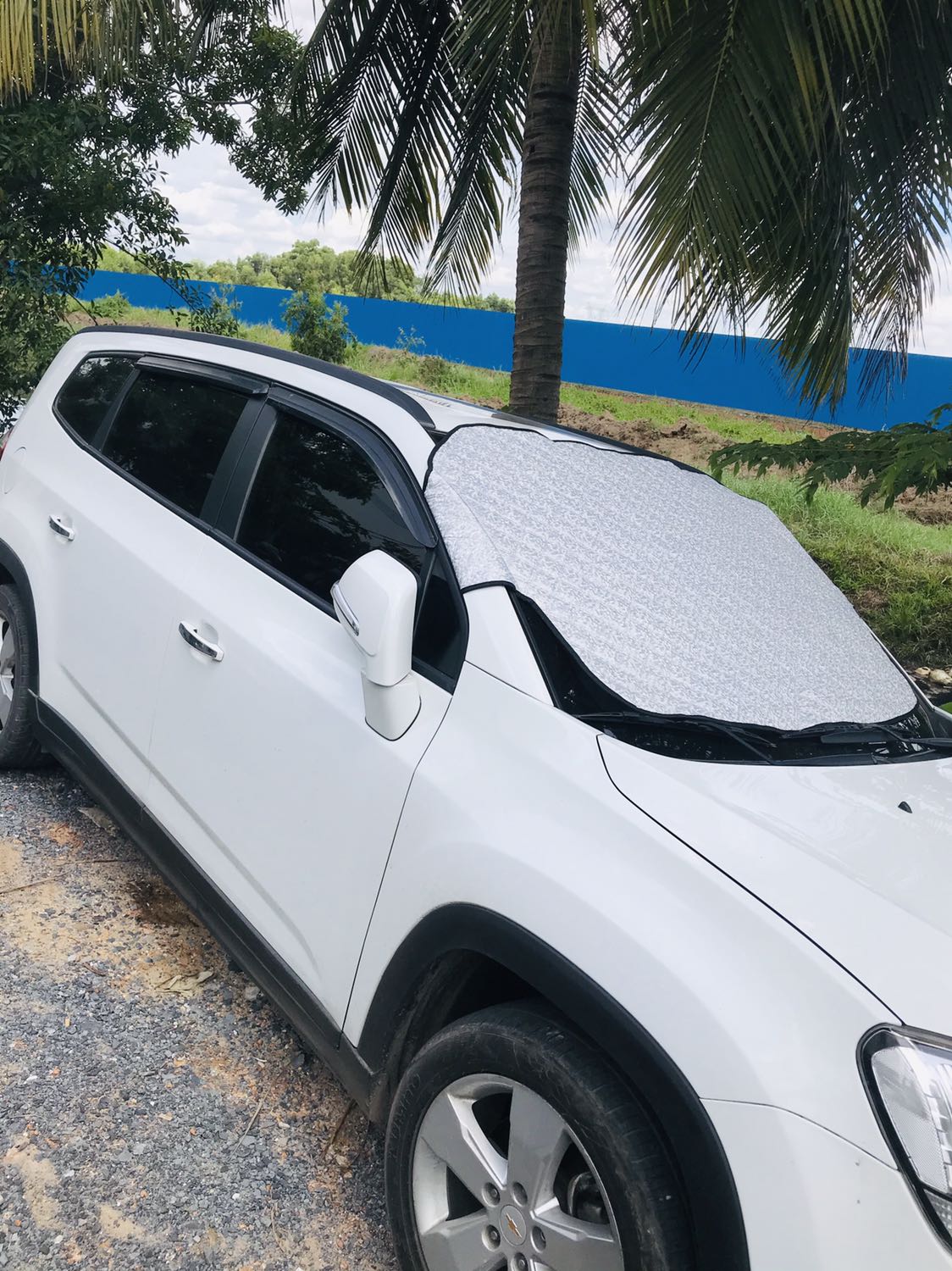 Mọi người xem ảnh quảng cáo và thực tế tự nhận xét dùm mình nhé.Nhận hàng xài rồi thấy có gì đó sai sai,xài mấy ngày rồi mới xem lại ảnh quảng cáo mới thấy là không đúng.?