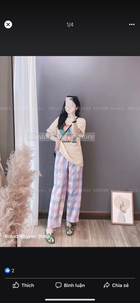 Hàng chuẩn , mùi thơm rất dễ chịu luôn, sử dụng dc 2 ngày thấy môi mềm hơn, đóng gói cẩn thận, sẽ ủng hộ tiếp. 
Mình quên chụp nên hình ảnh chỉ mang tính chất nhận xu