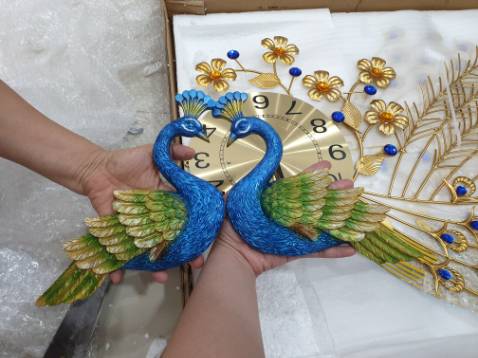 Mình vừa nhận được. Giao hàng nhanh mừng rớt nc mắt. Đồng hồ đẹp lắm shop. Sẽ giới thiệu bạn bè mua cùng