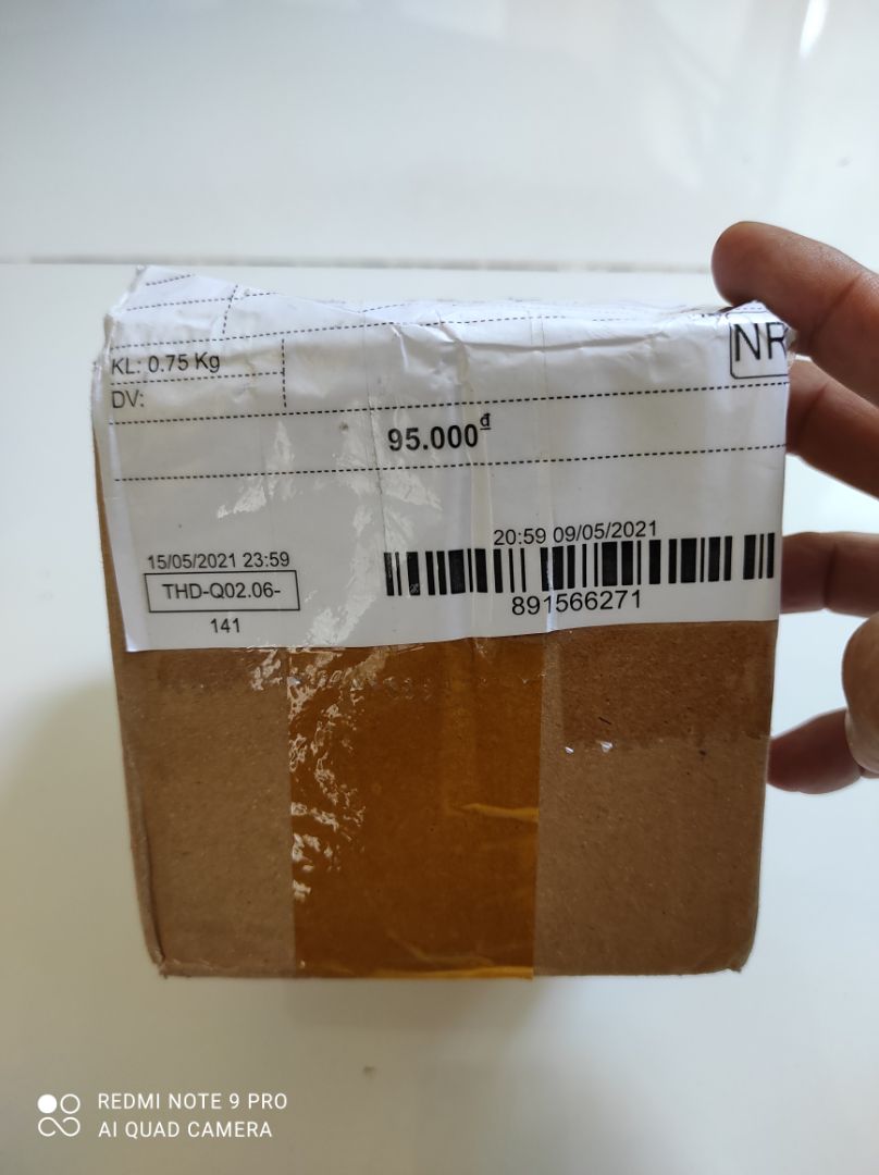 mới nhận được hàng chưa mở ra xem nên chưa biết chất lượng như thế nào đóng gói thấy cũng ổn cảm ơn shop cho shop 5 sao