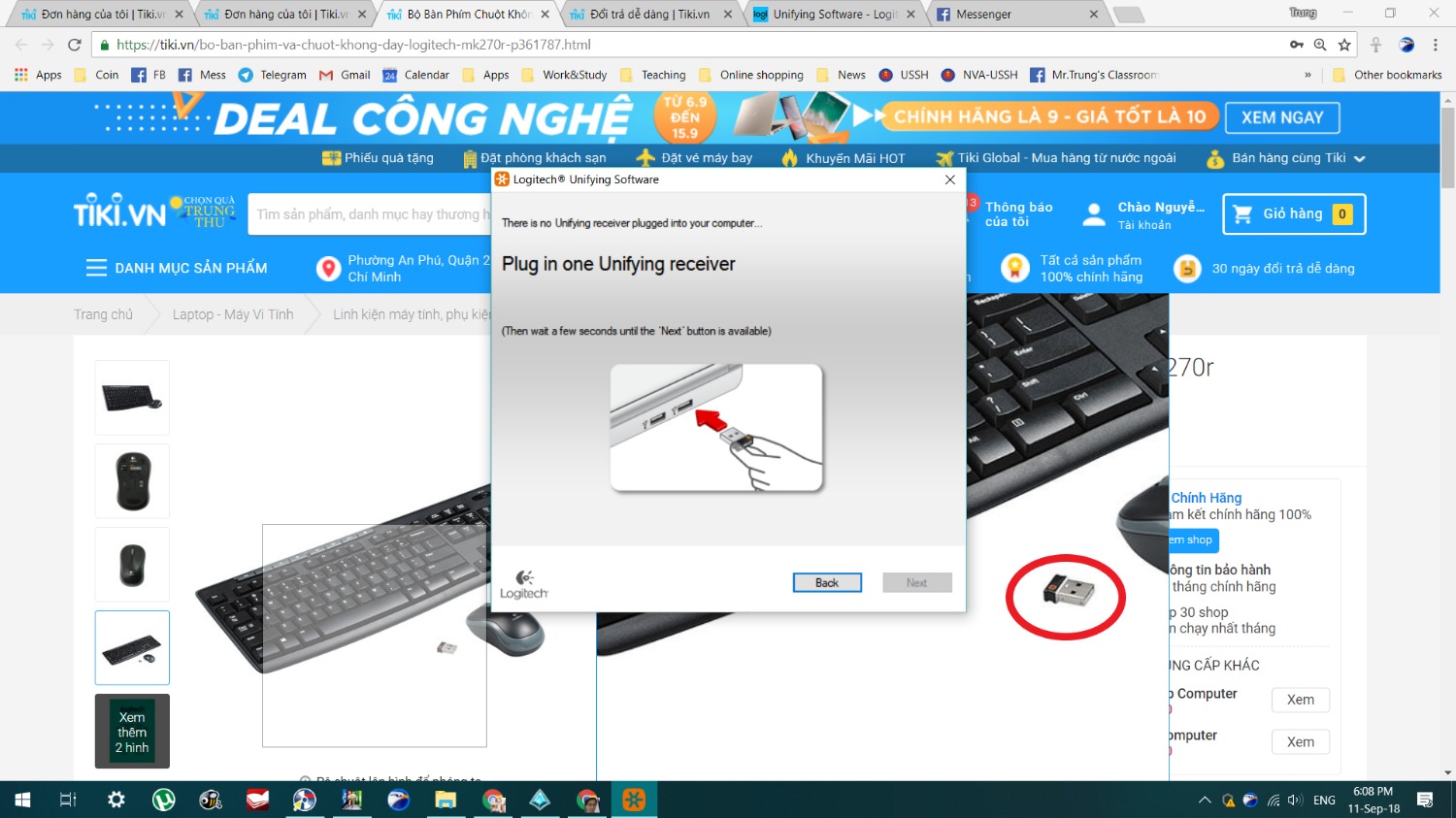 Sản phẩm này có vấn đề. Trước đây, cũng mã này Logitech MK270r.
Tôi đã từng mua 2 bộ này, nên chủ quan tiếp tục mua. SẢN PHẨM LẦN THỨ 3 TÔI MUA NÀY CÁI MINI RECEIVER KHÔNG CÓ UNIFYING.
Tức là cục receiver nhìn thô kệch, không tròn, trau chuốt và không có logo Unifying màu cam như trước. 
Khi tôi nói chuyện với nhân viên, họ nói lập lờ là sản phẩm đã có sự thay đổi, nhưng đó là vô lý, sản phẩm không đúng với hình ảnh. 
Nếu biết không có Unifying (tính năng kết nối receiver nổi tiếng và đắt tiền của thiết bị) thì tôi ko mua sản phẩm này. 
Ở phía dưới nhận xét có 1 người bị vụ này y chang như tôi.
Bây giờ mới hiểu tại sao có người khen xài đc có người nói bắt sóng ko tốt, trễ, lag, yếu. Là vì họ bị bán trúng sản phẩm giả ko có logo Unifying.
Chưa hết, sản phẩm trước tôi mua, cách mở hộp và gắn khác hẳn, hộp trước ghi rõ có Unifying và mở ở giữa, còn loại này mở hộp ở 2 bên hông, nắp che pin của bàn phím rất thô kệch, nhìn như đồ tàu, ko thô xảo như cái cũ.
Hiện này sản phẩm Logitech này, tiki bán đang nhập nhằng không rõ ràng hàng thật hàng giả gâp nhầm lẫn cho khách hàng. (Hiện nay tôi cũng ko biết cái bản này là giả hay thật nữa). 
Tôi đã kiểm tra trên website của Logitech, hàng chính hãng MK270r ko có cái receiver thô kệch và thiếu logo unifying này. Cũng chưa từng thấy logitech đưa thông cáo thay đổi sản phẩm này.
Phía dưới tôi chụp cho các bạn phân biệt giữa đồ giả (mới mua dính lúc nãy) ở bên phải và đồ thật (tôi mua trước đây ở bên phải) hoàn toàn khác biệt.
Các bạn hết sức cẩn thận khi mua hàng.