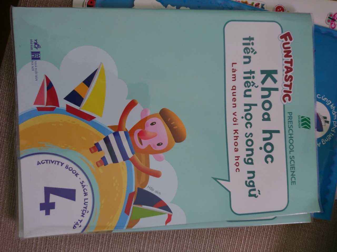 Bé làm quen với sinh vật sống và không phải sinh vật, bộ phận cơ thể, động vật và thức ăn, ... Rất cơ bản cho trẻ mầm non và lớp 1, 2.