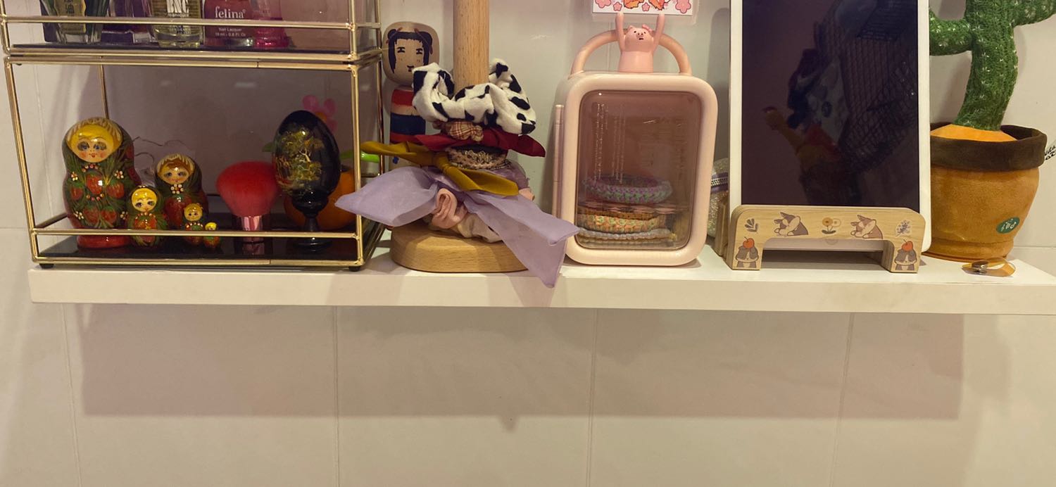 Gói kĩ lắm luôn, gia nguyên vẹn ko móp góc hay gì. Chỉ ko hiểu sao bị tách ra 2 đơn để giao thôi :)) Gói kĩ lắm luôn, gia nguyên vẹn ko móp góc hay gì. Chỉ ko hiểu sao bị tách ra 2 đơn để giao thôi :))