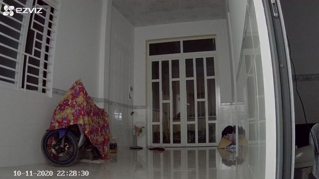 giá rẻ nên chất lượng vầy là ok r
phím di chuyển quay hơi chậm 
còn độ bền thì chưa biết