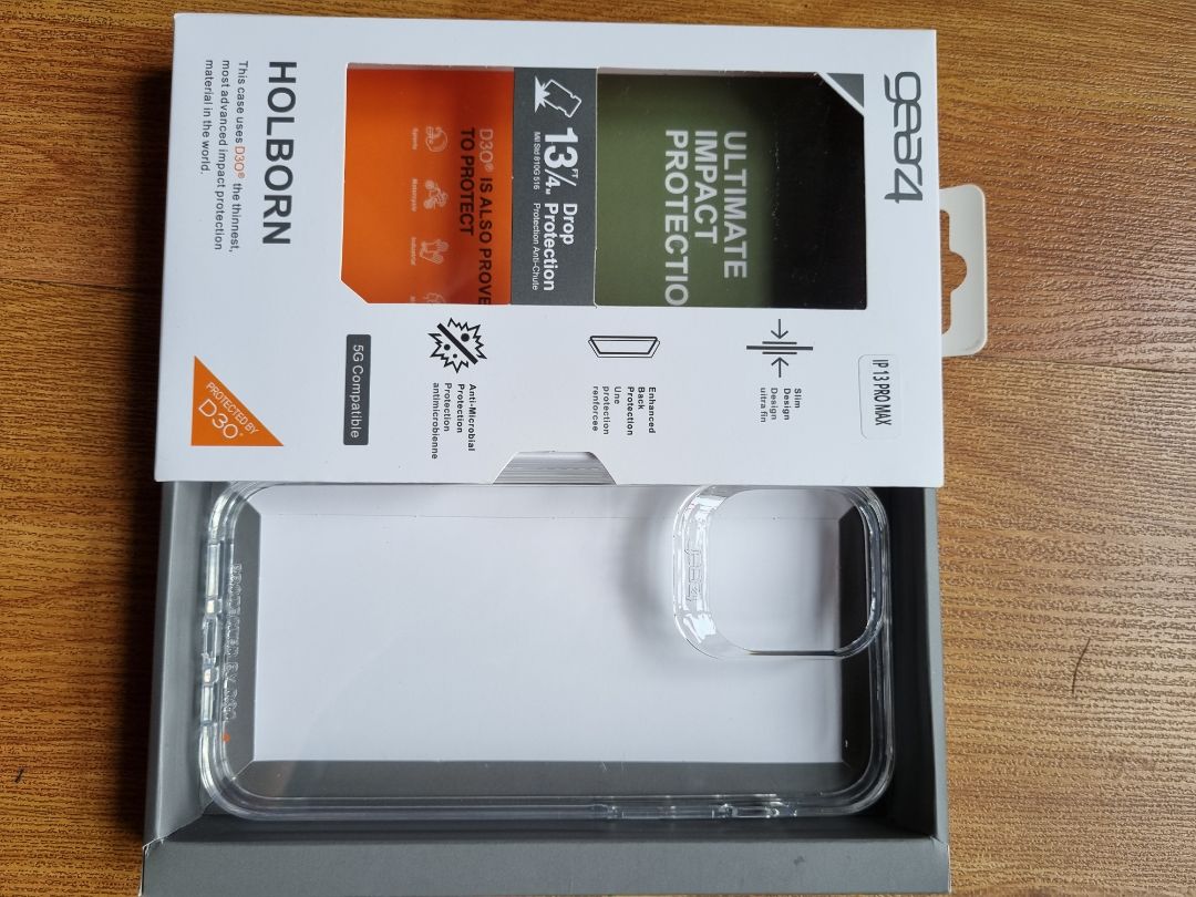 Shop bọc gói cẩn thận. mình kỳ vọng case mỏng hơn 1 chút nữa, nhưng case ôm và chắc chắn nên cũng ok Shop bọc gói cẩn thận. mình kỳ vọng case mỏng hơn 1 chút nữa, nhưng case ôm và chắc chắn nên cũng ok