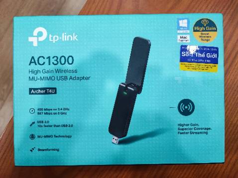 Hàng chính hãng, hộp nguyên seal, hình thức đẹp, bắt sóng lên được tốc tầm 800Mpbs, không cần cài cắm gì cả. Đuôi anten hơi vướng. Hàng chính hãng, hộp nguyên seal, hình thức đẹp, bắt sóng lên được tốc tầm 800Mpbs, không cần cài cắm gì cả. Đuôi anten hơi vướng.