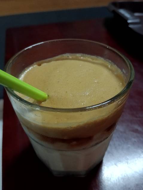 Giao chậm hơn 03 ngày so với dự kiến giao hàng. Đóng gói khá kỹ nhưng hộp sp lại bị ép lại dẹp nhìn khá xấu, chắc do chủ ý của người bán. Máy đánh khá mạnh, tạo bọt đẹp, nhanh lên bọt dù chỉ có 1 vòng xoắn. Còn độ bền sp thì chưa đánh giá được.