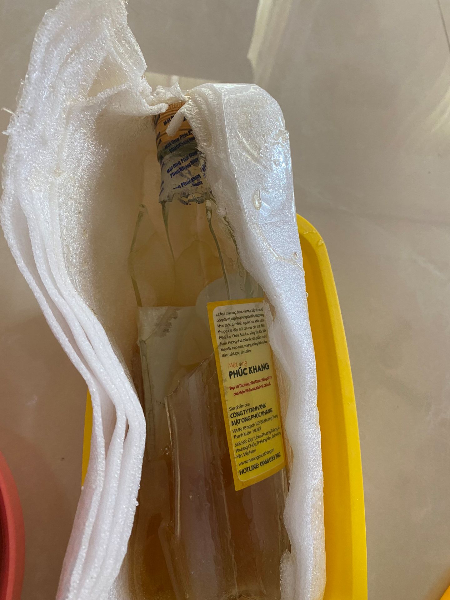 mua 5 chai, bể nát 2 chai