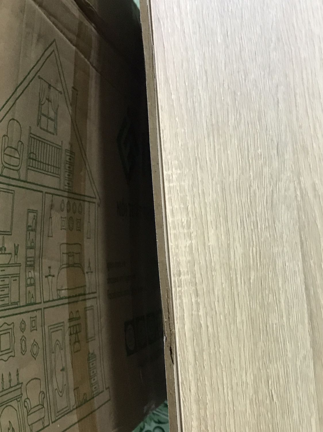 Bàn ráp xong chắc chắn,nhưng lúc nhận hàng kiểm tra thì mảnh gỗ mặt sau bị vỡ 1 khoản khá to,tróc cả lớp phủ ,chỗ tróc là mặt trước nữa cơ,nên thất vọng cực kỳ lắm🥲🥲🥲
Hy vọng cty có hướng giải quyết ạ 😔 Bàn ráp xong chắc chắn,nhưng lúc nhận hàng kiểm tra thì mảnh gỗ mặt sau bị vỡ 1 khoản khá to,tróc cả lớp phủ ,chỗ tróc là mặt trước nữa cơ,nên thất vọng cực kỳ lắm🥲🥲🥲
Hy vọng cty có hướng giải quyết ạ 😔