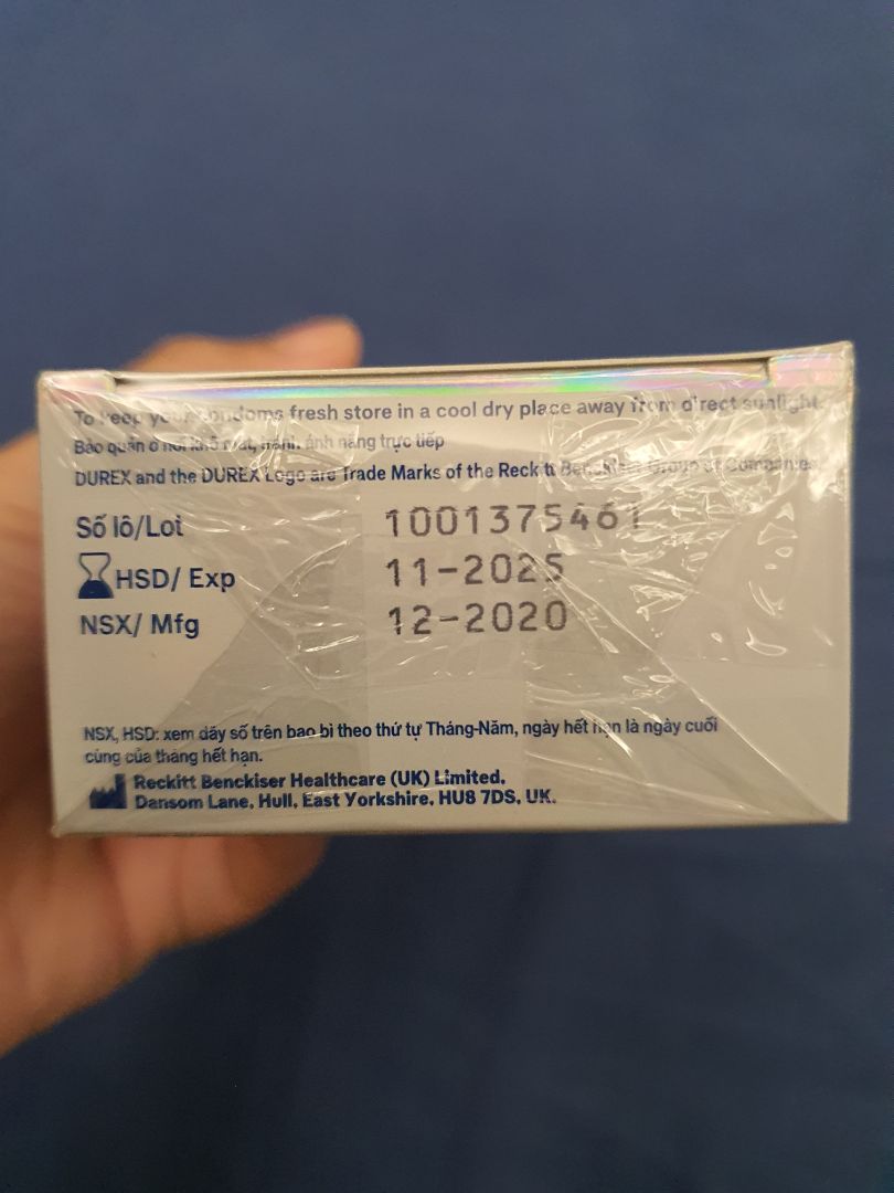 Giao hàng nhanh. Bảo mật tốt (Không có tên sản phẩm và tên nhà bán trên hộp, nhìn vô không biết sản phẩm gì). Mua 3 hộp, mà chỉ có 1 hộp sản xuất THÁNG 3/2021 (tạm xem là mới), còn 2 hộp sản xuất vào THÁNG 12/2020 (cũ). Giao hàng nhanh. Bảo mật tốt (Không có tên sản phẩm và tên nhà bán trên hộp, nhìn vô không biết sản phẩm gì). Mua 3 hộp, mà chỉ có 1 hộp sản xuất THÁNG 3/2021 (tạm xem là mới), còn 2 hộp sản xuất vào THÁNG 12/2020 (cũ).