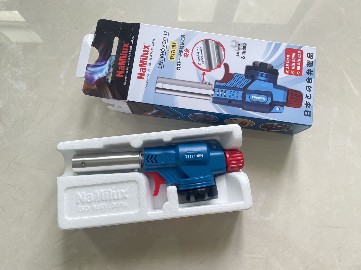 Hàng giao giống bài đăng, đóng gói đẹp. Chưa sử dụng nên chưa biết chất lượng ra sao.