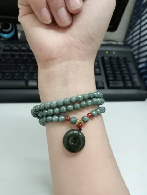 Do rat minh nhỏ nên hơi rộng 1 chút,nhưng hàng đẹp,như hình...đáng để mua.