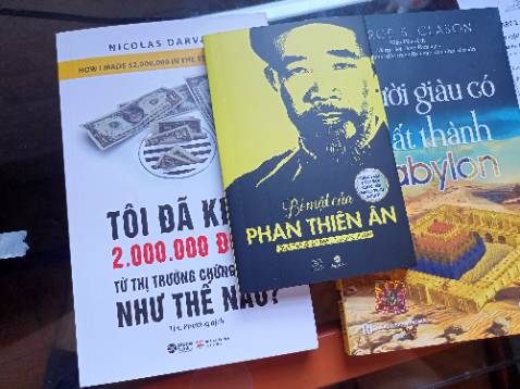 Sản phẩm chất lượng tốt, nội dung thì mình chưa đọc