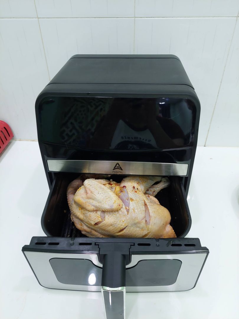 Nên mua nha mọi người. Hàng chắc chắn.
Dung tích 6.5l là dung tích thật bỏ nguyên được con gà.
Thử nướng hết các chế độ rồi, ngon lành cành đào, giá tốt miễn bàn