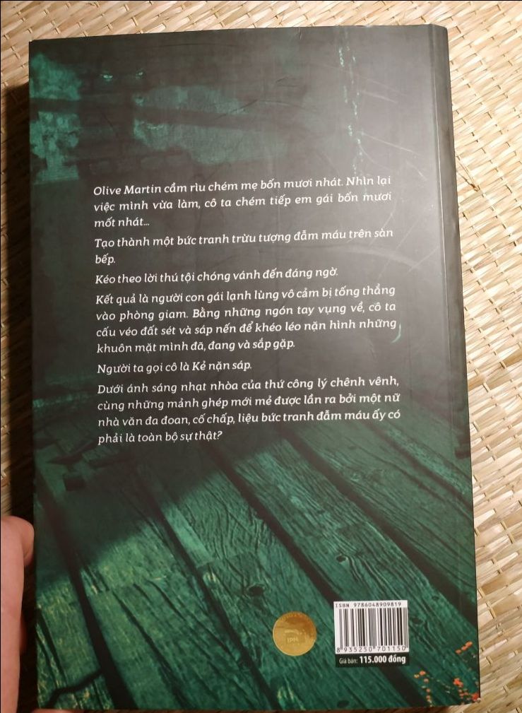 mua được quyển này khi săn sale. giá cực rẻ. truyện ipm thì hầu như đều đúng gu mình. sách về nguyên vẹn không bị df