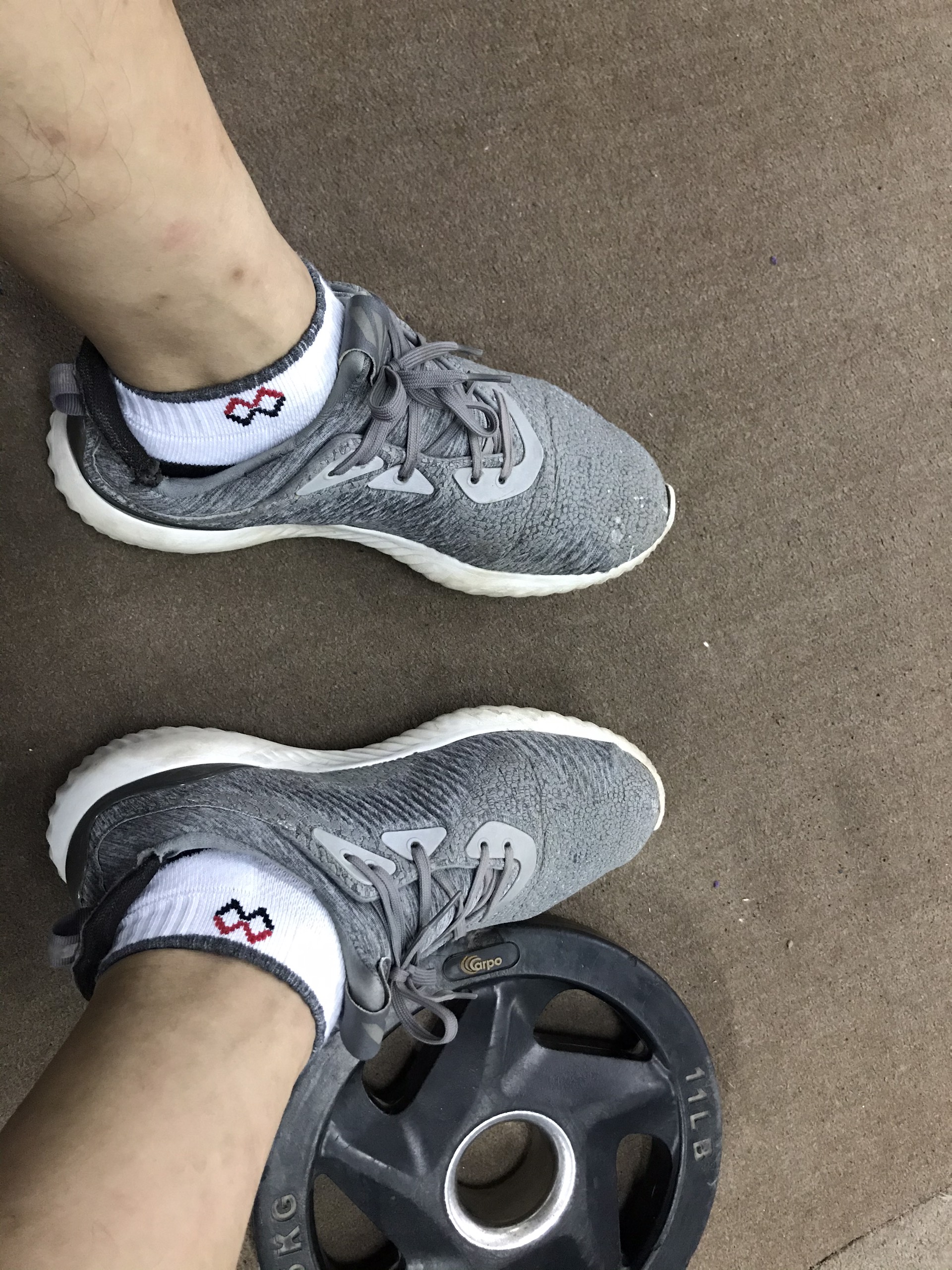 Tất quá đẹp và chất lượng, kiểu dáng đẹp, trẻ trung, tập gym , chơi thể thao rất ok. mới mua  3 đôi, sắp tới sẽ mua thêm, tìm được sp ưng ý trên mạng không dễ gì. 5*