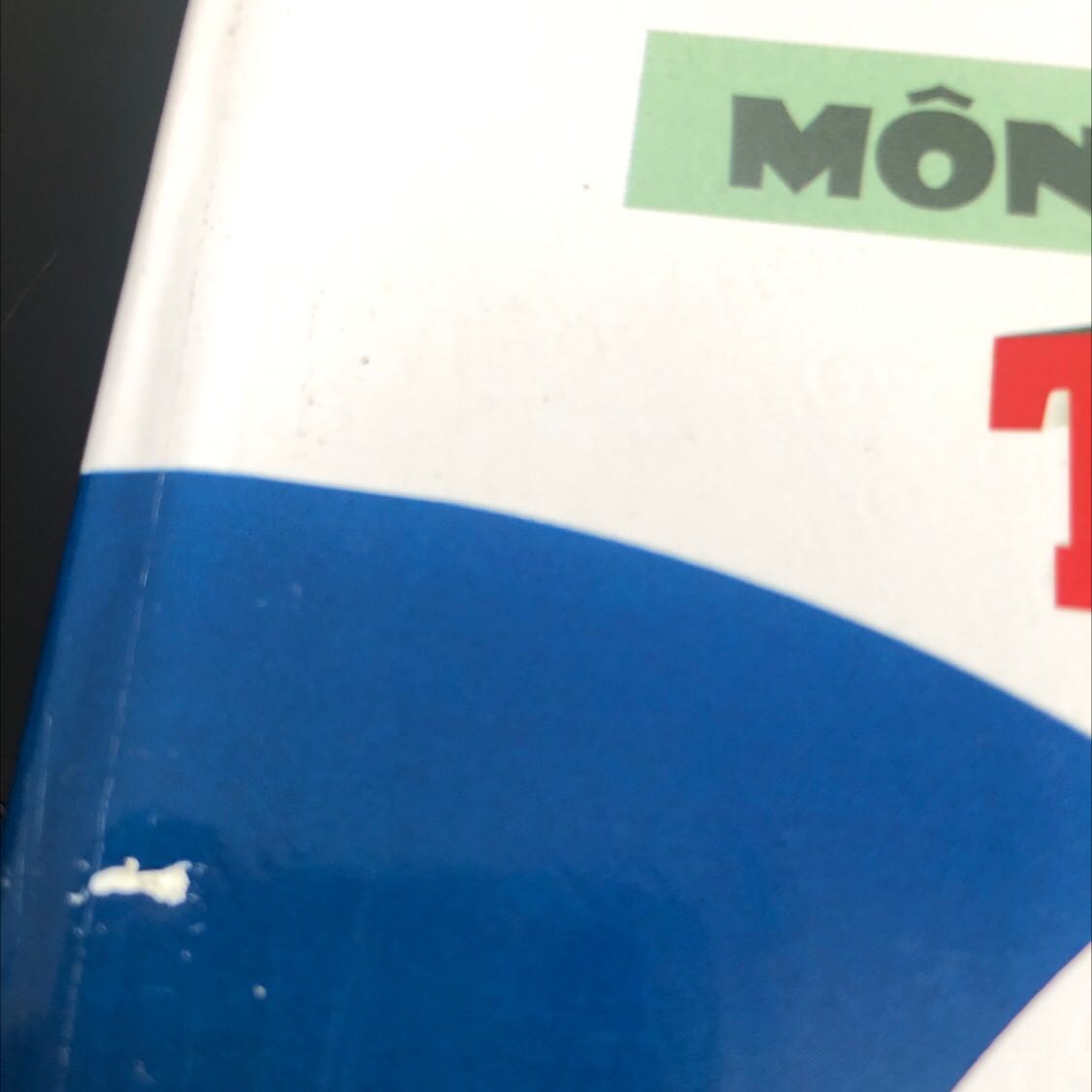 Tuy có vài chỗ hơi lỗi nhưng vẫn rất ok. Đóng gói khá kỹ, giao hàng khá nhanh