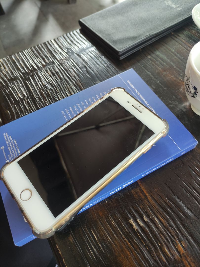 Sách giao nhanh. Giọng văn mộc mạc, cám ơn tác giả ,dịch giả, cám ơn Tiki mang đến trải nghiệm đọc sách thật gần cho mọi người.