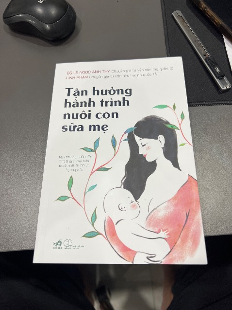 Sách đẹp, nhưng mình có chọn bookcare thì lại k thấy bọc sách đâu