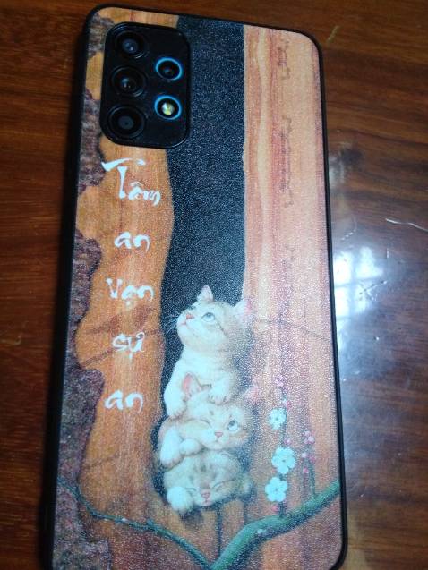 Kiểu dáng đẹp màu sắc đẹp + chị giao hàng than thiện và lịch sự với khách