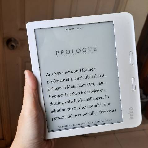 Shop hỗ trợ nhiệt tình. Máy còn nguyên seal nên cũng yên tâm. Shop hỗ trợ nhiệt tình. Máy còn nguyên seal nên cũng yên tâm.