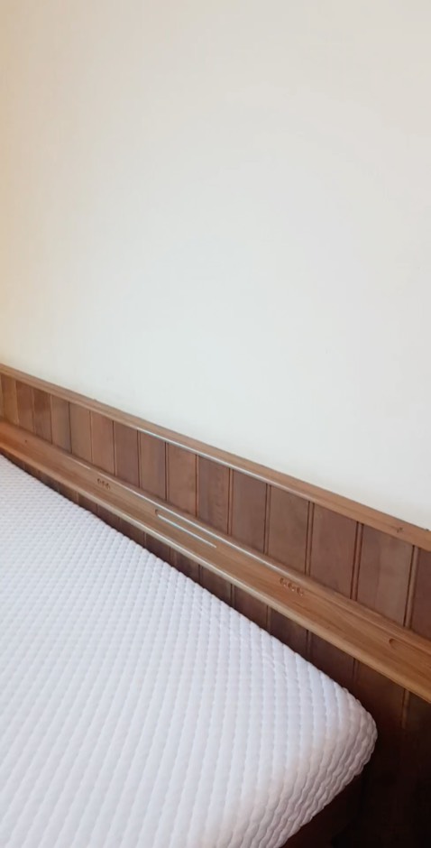 Nệm rất êm, mình ngủ ko bị chập chờn như lúc trước. Xài cả bộ gối và nệm của shop thấy cải thiện hơn, rất đáng tiền