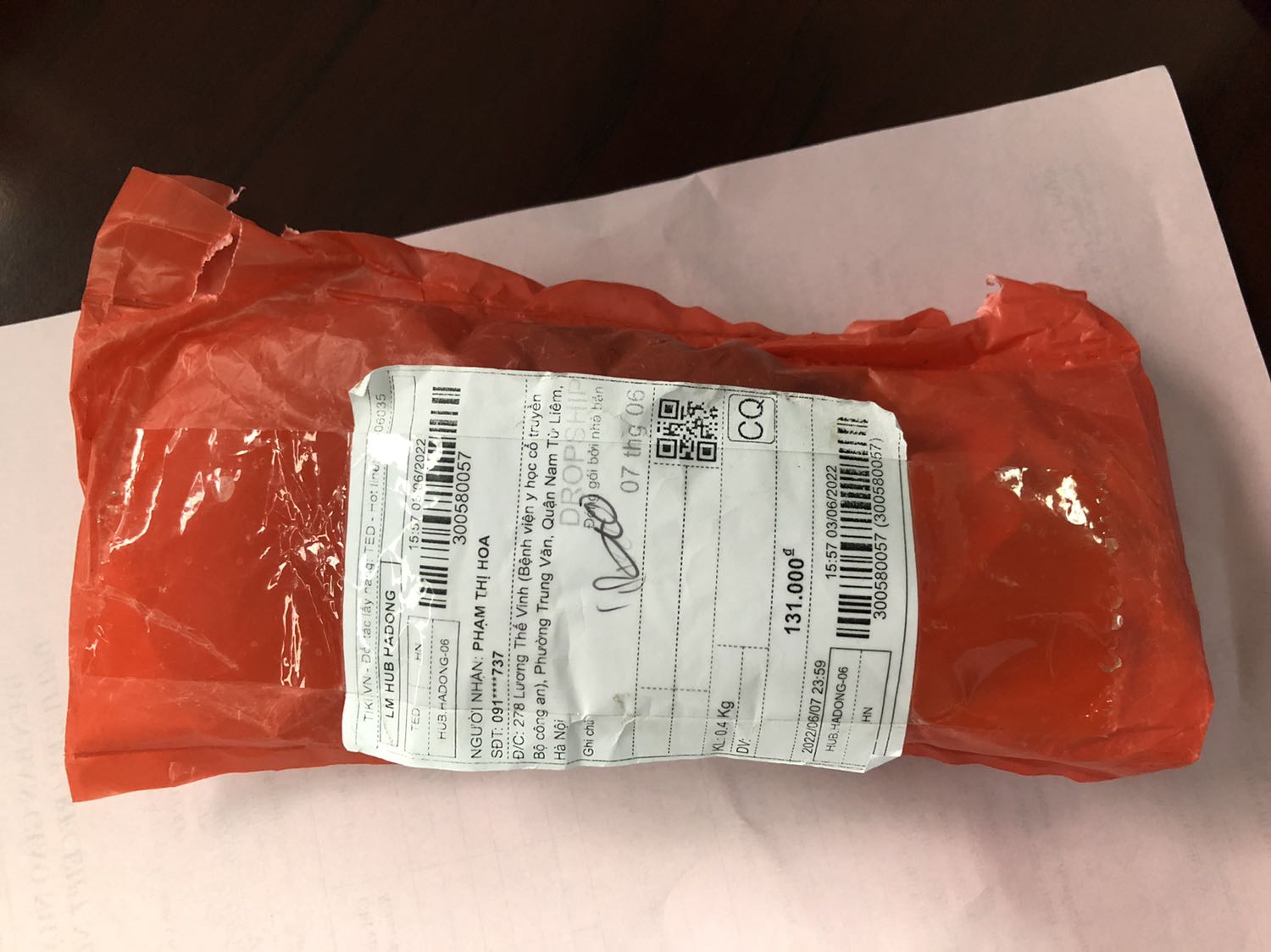 Màu sắc bên ngoài xấu không như ảnh.