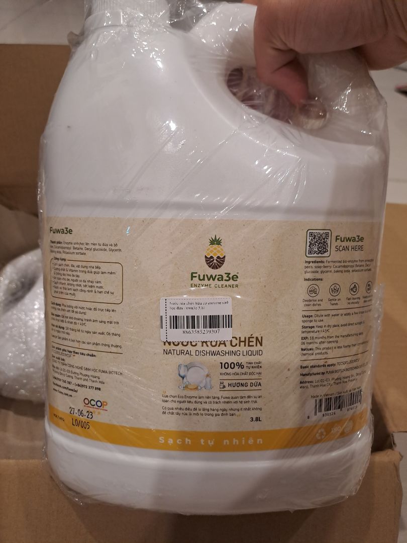nước rửa chén cam to này mình dùng rất tiết kiệm và công năng rất tốt. giao hàng tiki now thì rất nhanh và cẩn thận