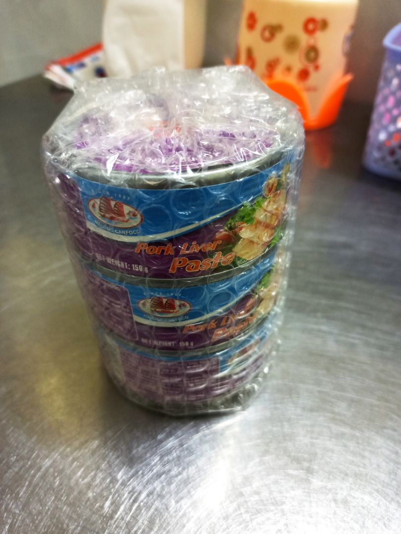 pate của hạ long ăn rất thơm ngon và béo , ăn chung với bánh mì hoặc trứng ốp la thì tuyệt vời pate của hạ long ăn rất thơm ngon và béo , ăn chung với bánh mì hoặc trứng ốp la thì tuyệt vời