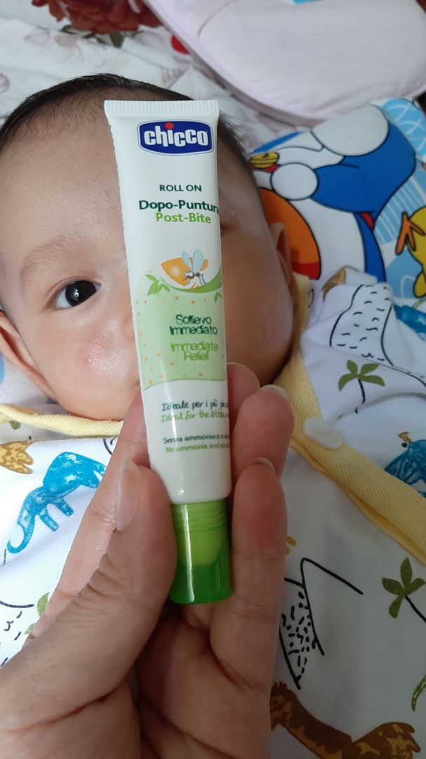hàng mua về 2 trăm mấy mà cái hộp cũ xì,  thoa cho bé vết đốt 3 ngày chưa xẹp, cái mặt còn 1 vết muỗi cắn bự chảng. Mình nghỉ tiki uy tính nên thường mua hàng trên tiki, mà lần này mua xong thật sự thất vọng, mua hàng ít khi viết phản hồi, nhưng lần này mình nhất định phải viết, chất lượng thì quá tệ so với giá tiền. Không cho sao nào hết, mà ko cho sao thì ko gửi được. ???? hàng mua về 2 trăm mấy mà cái hộp cũ xì,  thoa cho bé vết đốt 3 ngày chưa xẹp, cái mặt còn 1 vết muỗi cắn bự chảng. Mình nghỉ tiki uy tính nên thường mua hàng trên tiki, mà lần này mua xong thật sự thất vọng, mua hàng ít khi viết phản hồi, nhưng lần này mình nhất định phải viết, chất lượng thì quá tệ so với giá tiền. Không cho sao nào hết, mà ko cho sao thì ko gửi được. ????