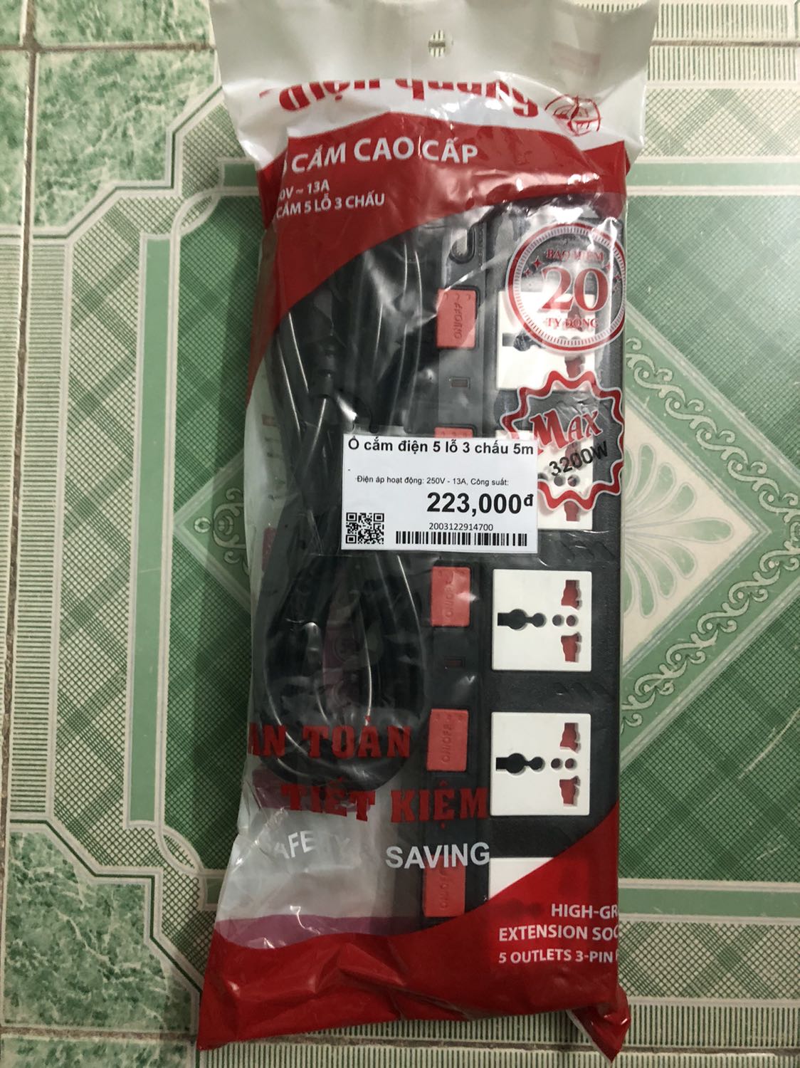 Sản phẩm đúng như mô tả. Sử dụng tốt. Giao hàng có chút trục trặc nhưng gọi lên tổng đài hỗ trợ thì giải quyết ngay trong ngày. Điểm cộng cho bộ phận chăm-sóc-khách-hàng