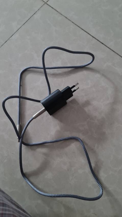 Cable thật tốt. Dạc siêu nhanh.. Cực kỳ hài đòng.