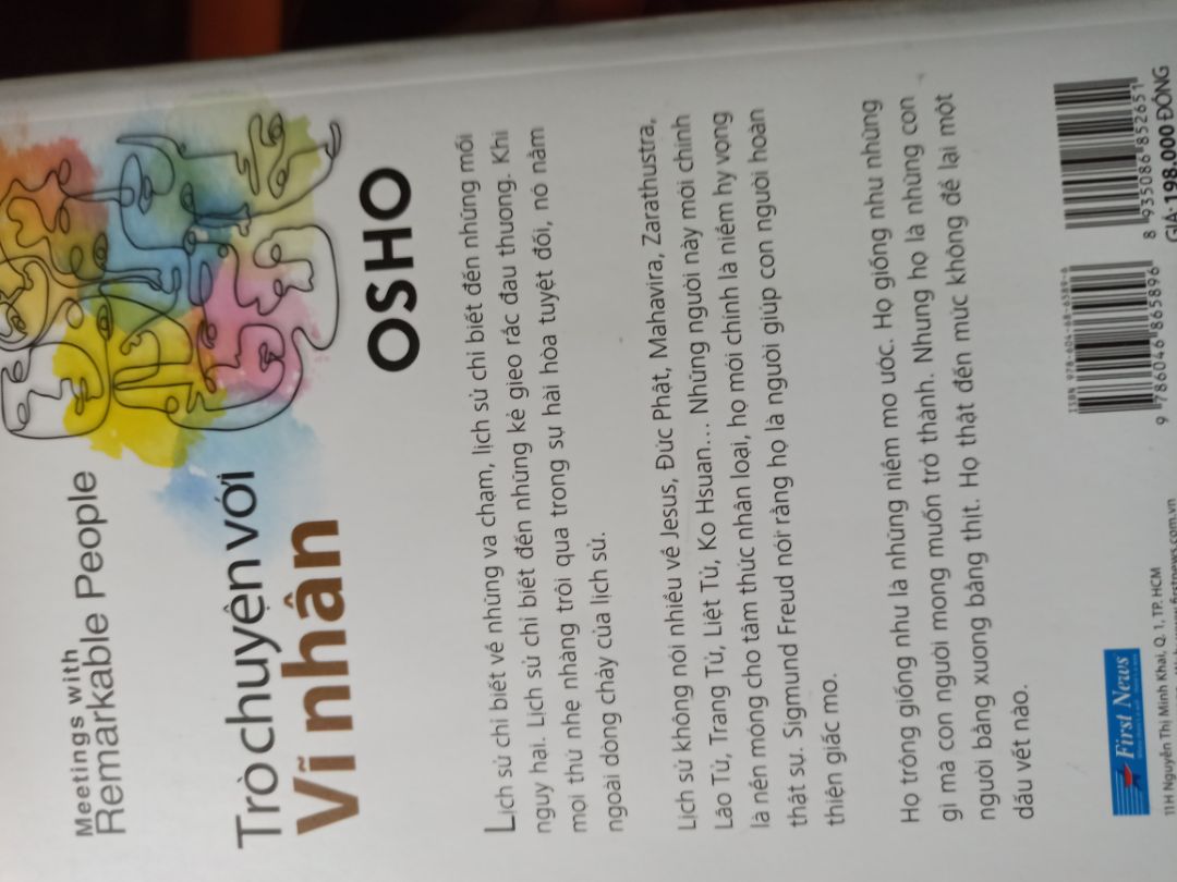 sau khi đọc xong quyển này, với mình nó mở ra thế giới của các triết gia, vĩ nhân của Phương Đông lẫn phương tây. Cuốn sách sẽ rất tuyệt nếu bạn muốn tìm hiểu về con đường tâm linh, triết học và sâu sắc về tâm hồn sau khi đọc xong quyển này, với mình nó mở ra thế giới của các triết gia, vĩ nhân của Phương Đông lẫn phương tây. Cuốn sách sẽ rất tuyệt nếu bạn muốn tìm hiểu về con đường tâm linh, triết học và sâu sắc về tâm hồn