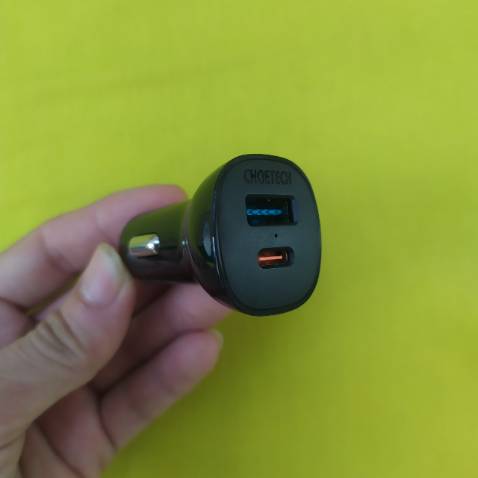 Củ sạc nhỏ gọn, mẫu mã đẹp, đã mua nhiều sản phẩm của shop này rồi rất ok.
Đang dịch bệnh nên rảnh ngồi săn hàng rẻ không ngờ chất lượng quá tốt :)