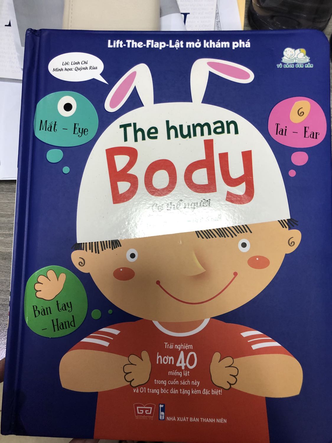 Sách hơi ít trang, phần minh hoạ dễ thương, bìa dày, nội dung tạm ổn cho bé nhỏ,