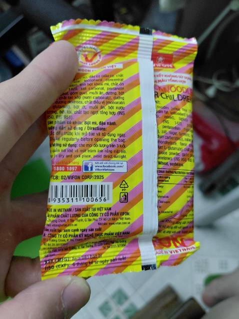 Hàng gói cẩn thận, còn hạn sử dụng, khối lượng 15g không theo giới thiệu là 20g.