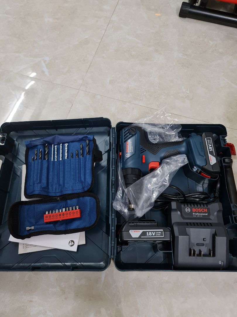 Sản phẩm giao được quấn nylon dán băng keo kĩ càng nhưng mở hộp ra thì thiếu phụ kiện ko giống mô tả của nhà sản xuất. Tiki vui lòng kiểm tra và phản hồi sớm