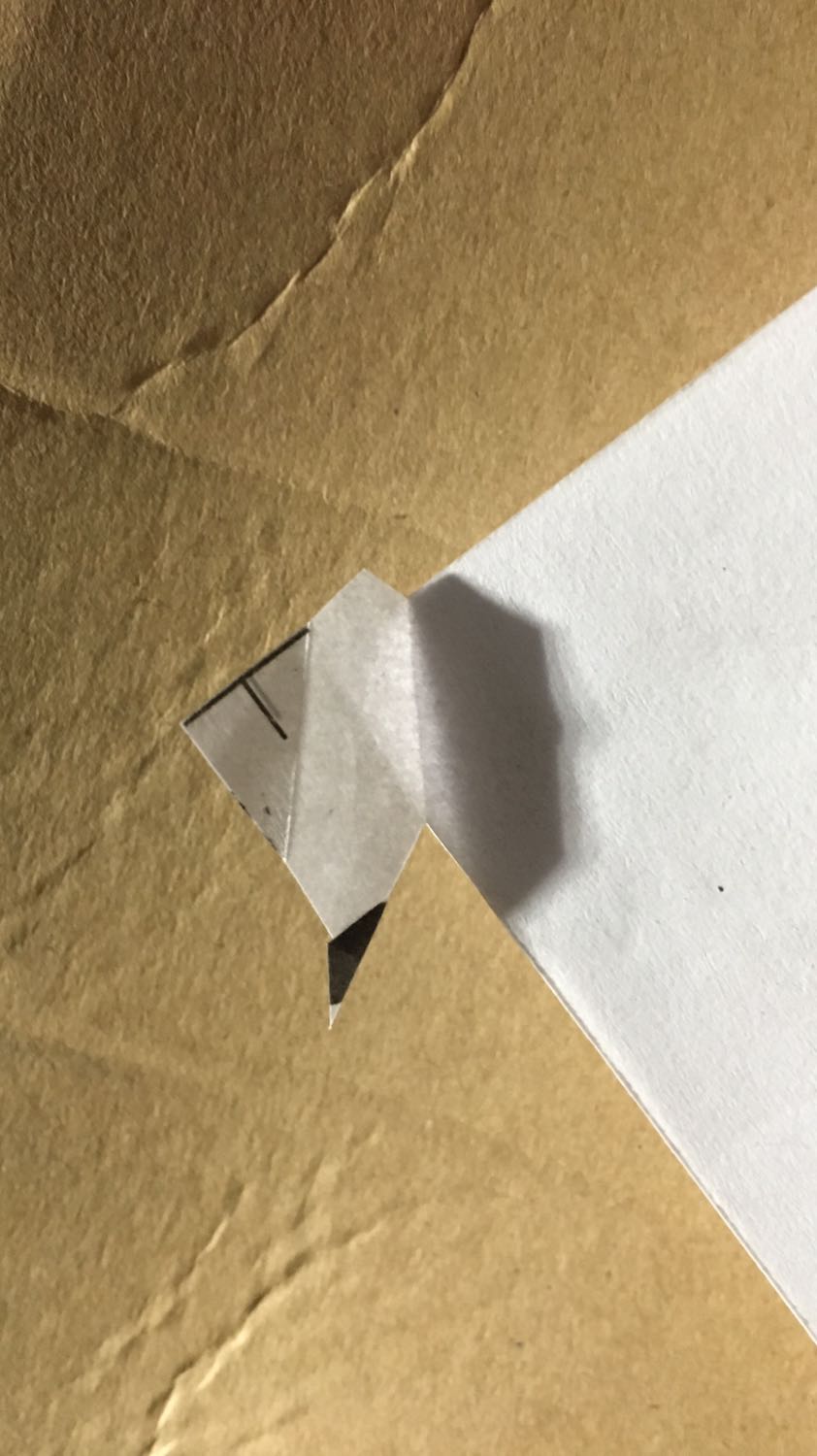 mình chưa dùng chưa biết nhưng đóng gói ổn nhưng lại k chắc chắn lắm hộp to quyển sách bé mà k bọc giấy gì cả vở hơi quăn quăn hộp thì hơi mom móp vậy đó ? and có phần in thừa lỗi ở cuối :))