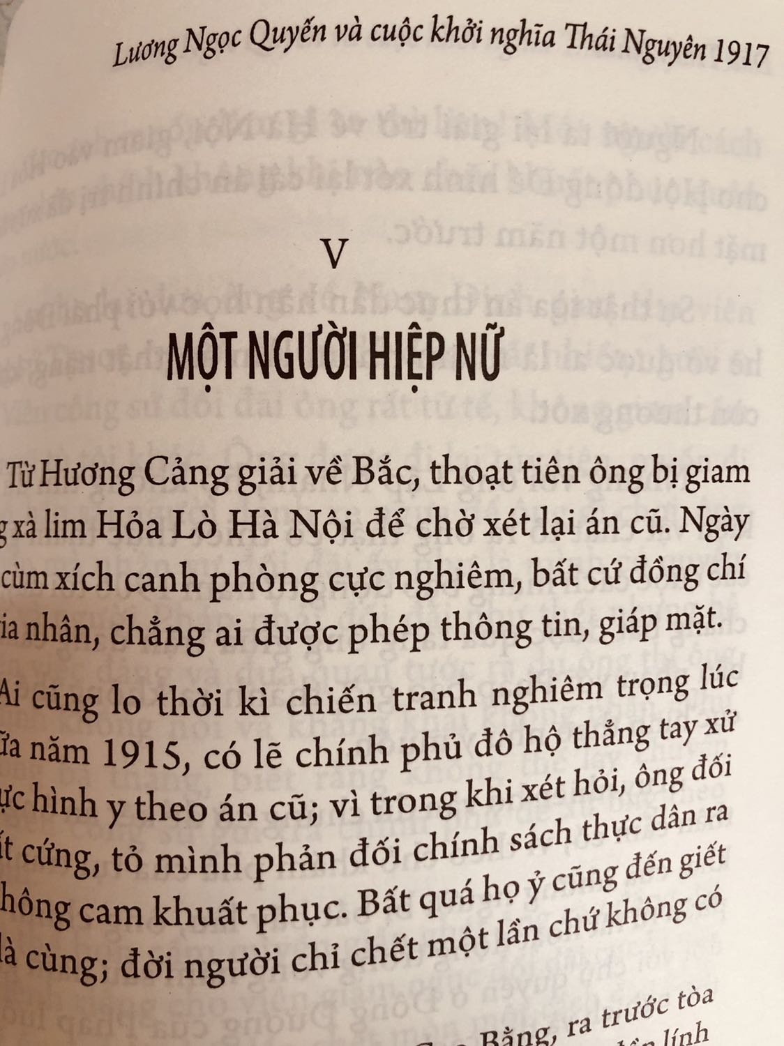 Rất hài lòng. Sách in đẹp. Tài liệu lịch sử đáng xem.