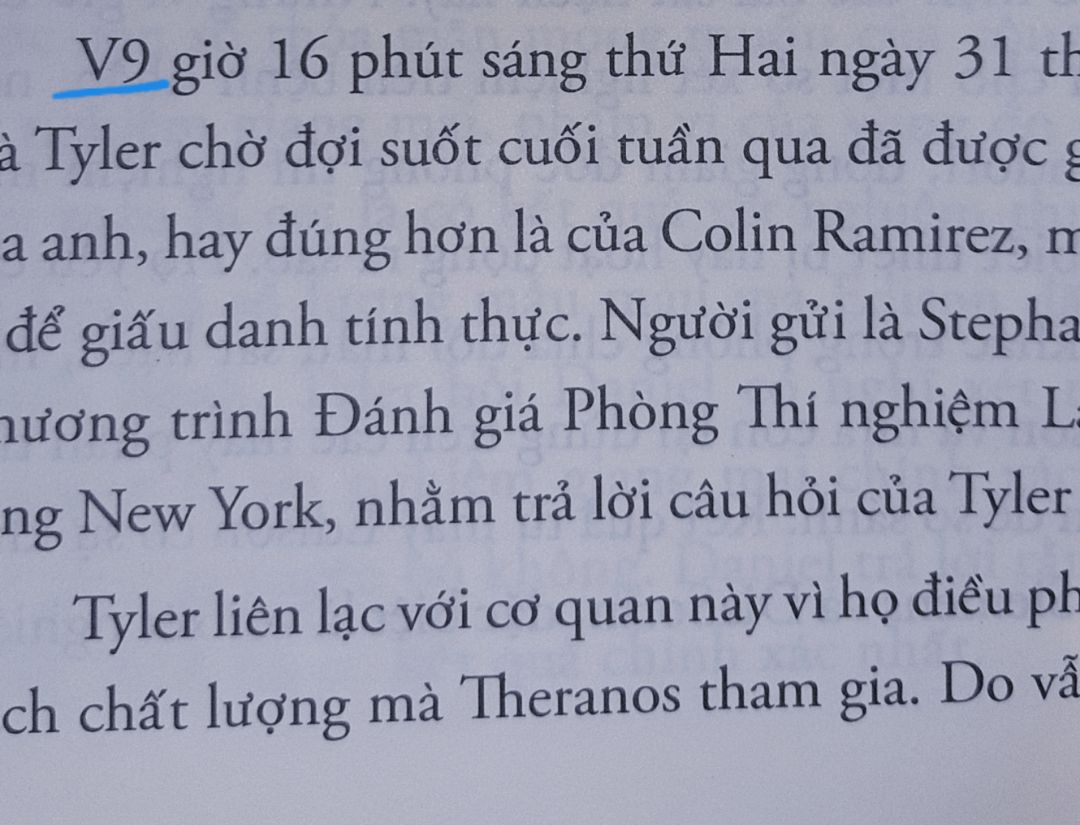 Mình chỉ đánh giá 4 sao thôi:
1. Tiki giao hàng nhanh. Sách hơi cũ và có dính một chút bụi.
2. Nội dung sách thì tuyệt nhưng lỗi in thuộc về nhà xuất bản. Một số trang in sai chính tả.
Mình khuyên nếu các bạn có khả năng đọc hiểu bằng tiếng anh thì nên mua bản gốc sẽ hay hơn nhiều.