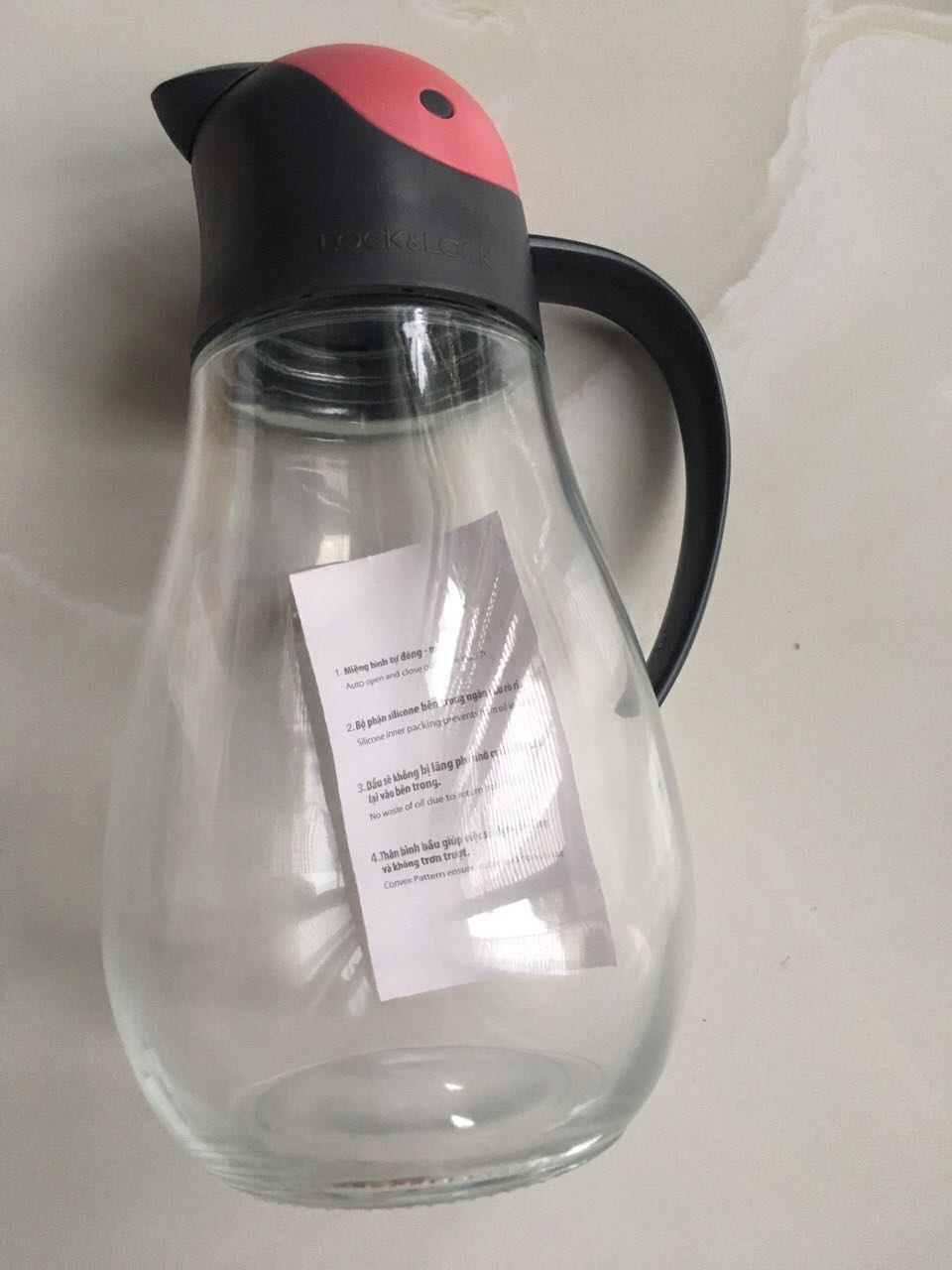 Thích chính sách của ***. Giao hàng rất nhanh. Đóng gói kỹ. Khi ko hài lòng về sp là có nhân viên gọi hỏi thăm liền. 
Riêng về sp này thì bình thuỷ tinh ko được trong suốt như hình. Còn lại ok nhé.