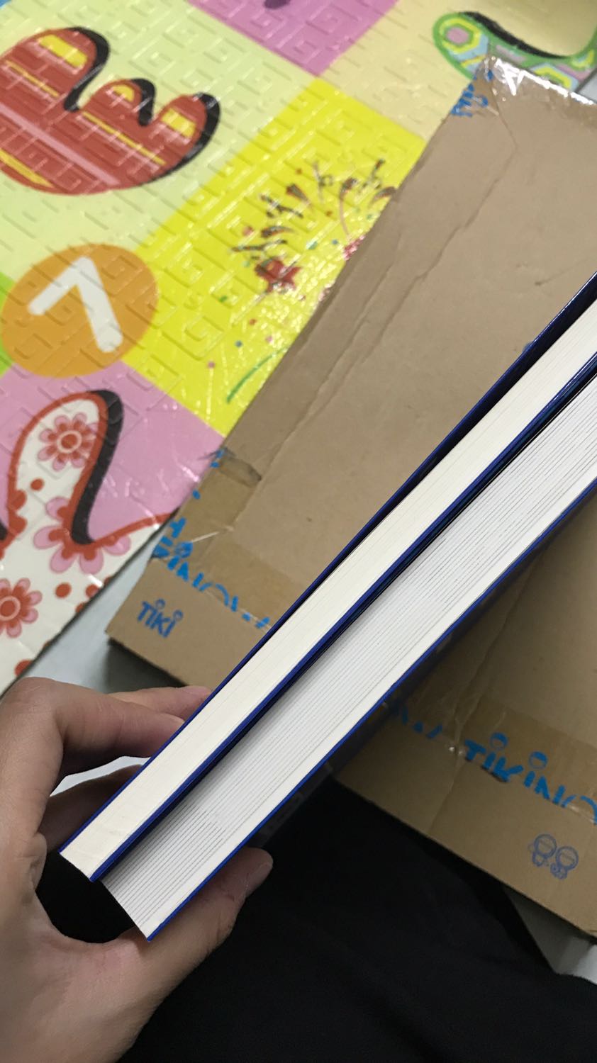 Chuẩn bị hàng nhanh, mình đặt nhiều rồi. Lần nào đóng gói cũng ok, sách mới, in đẹp