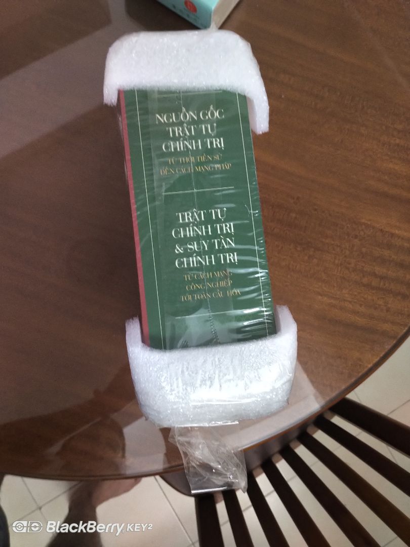 Chất lượng đóng gói tuyệt vời, mong Tiki vẫn giữ như thế và ngày càng nâng cao. Có mút xốp để tránh như góc sách đối với những loại sách dùng để đọc và sưu tầm trưng bày như thế này. Cực kỳ hài lòng khi nhận sản phẩm.