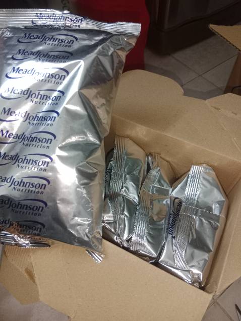 Vị nhạt dễ uống, có gói chống sốc nhiều lớp và còn được chèn thêm giấy chắc chắn, được chia theo 4 gói nhỏ để phù hợp sử dụng