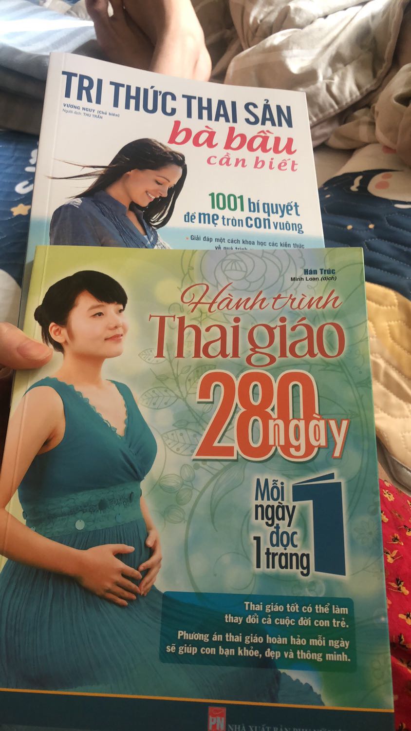 Lần đầu sẽ có nhiều bỡ ngỡ. Các mẹ nên mua để đọc sẽ có nhiều thứ thú vị và bổ ích. Đọc có nhiều điều hay