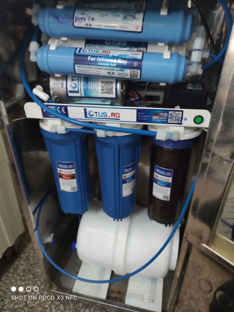 Đánh giá sau 1 tháng sử dụng, nước lọc là nước phèn trên cát đã qua 1 lần lọc bằng bể lắng, ảnh trước là trước khi lọc(288), sau khi qua máy lọc (16), máy hoạt động ổn định trong 1 tháng ( chỉ có phải thay adapter đó chuột cắn cháy). Những người nào chịu khó mày mò tí thì nên mua.